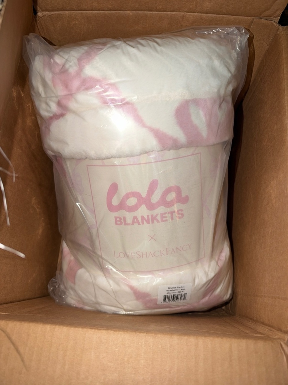 LoveShackFancy LOLA Blanket Collaboration BOWS Large
